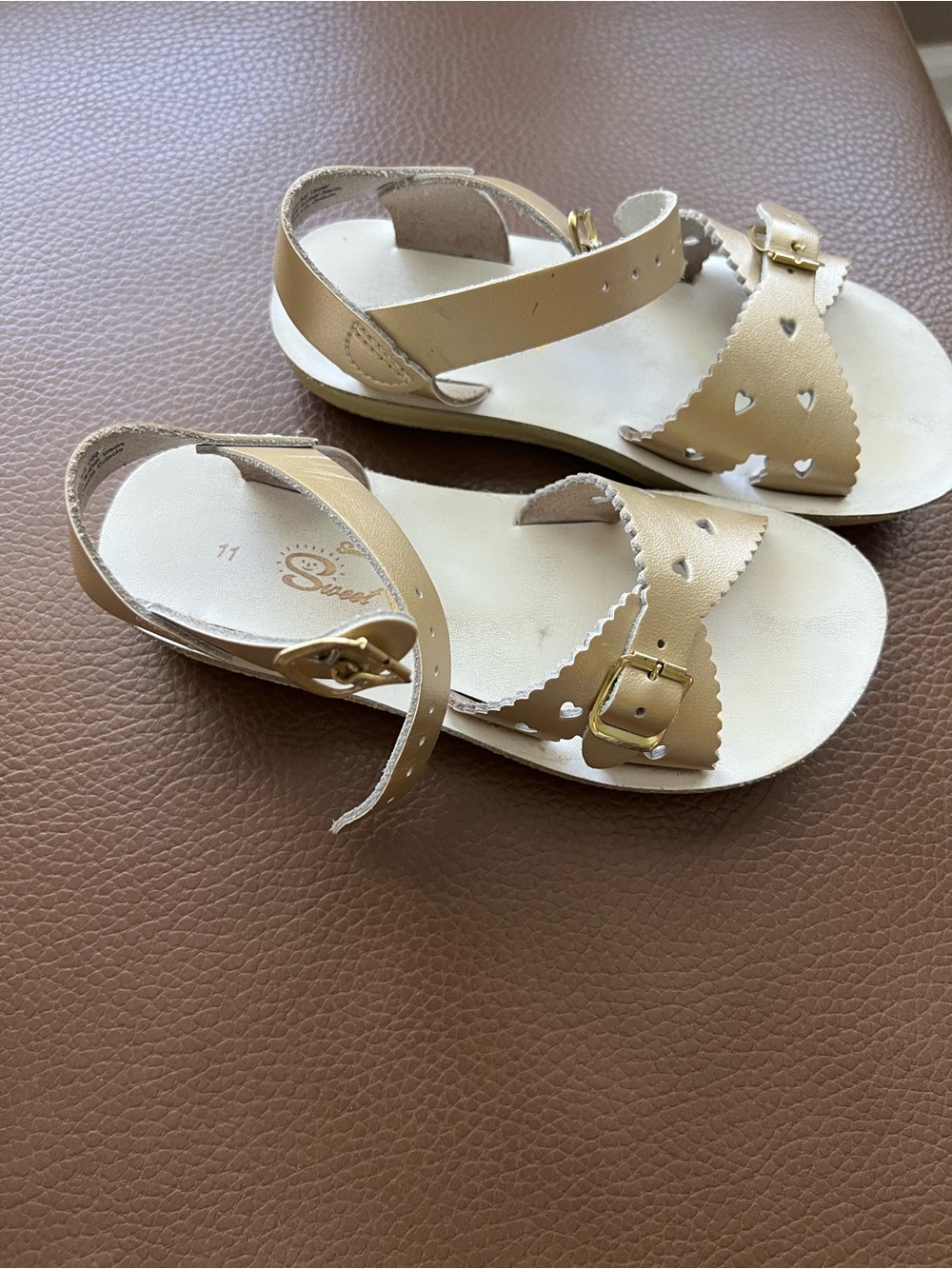 Sun San Gold leather sand & sun size 11